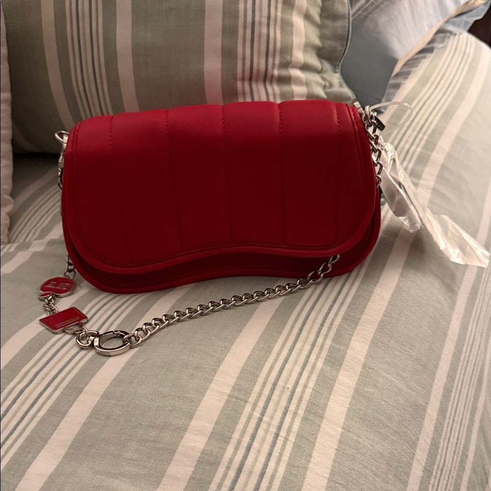 Steve Madden Vibrant Red Crossbody Bag with Silver Chain